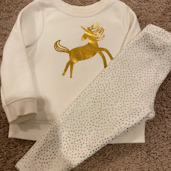 NEW Cream Sweater with Gold Unicorn & Fleece pants - Picture 11 of 16